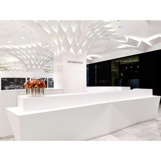 三越日本橋本店 Quasar White SQ019?.jpg