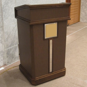 威厳を纏う 木目調フォーマル『司会者台』