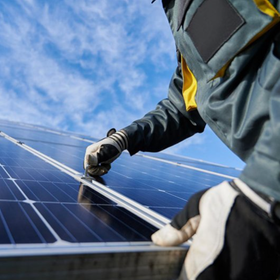 Industrial solar power: High-efficiency repowering of aging solar systems with the latest equipment.