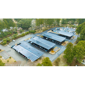 【ソーラーカーポート導入事例】カレドニアン・ゴルフクラブ