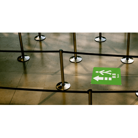 イベント会場・展示会での動線誘導に使えるフロア誘導シール 製品画像