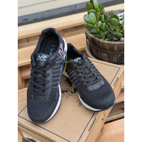 Work sneakers without toe caps, bla...