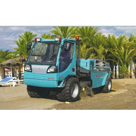 自走式ビーチクリーナー「海岸清掃車」