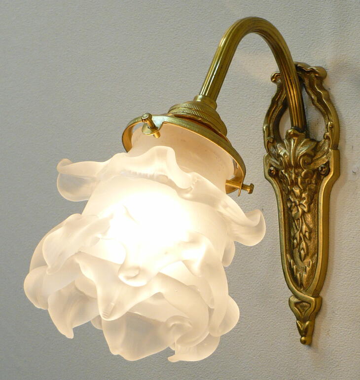 間接照明　（ウォールブラケット）