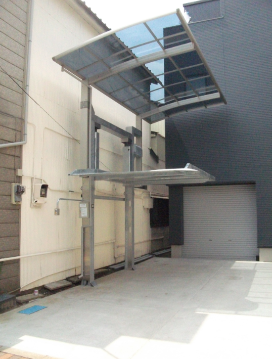 家庭用2段式立体駐車装置『ホームパーク24』