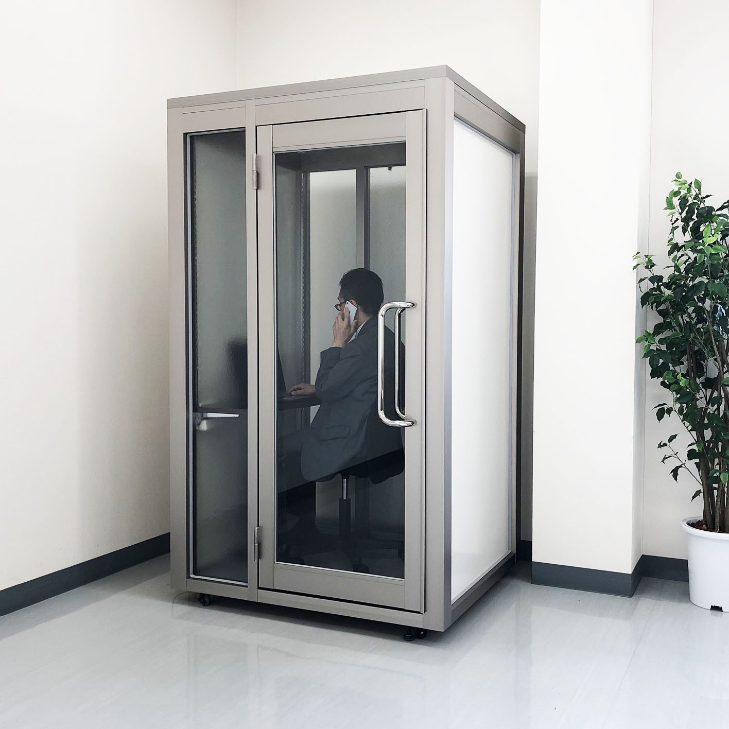 ワーキングブース