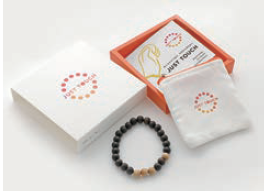 木製アクセサリー『JUST TOUCH』