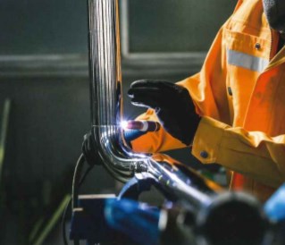 配管工事・金属加工