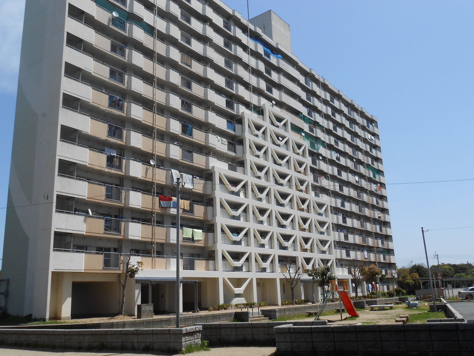 制震補強工法『スマイルダンパフレーム』