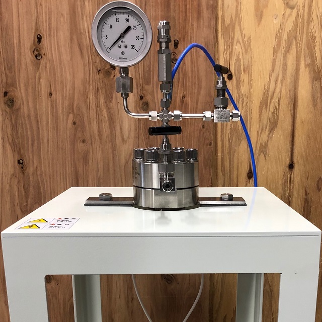 化学反応用静置式オートクレーブ『RVシリーズ・RVT/UN』