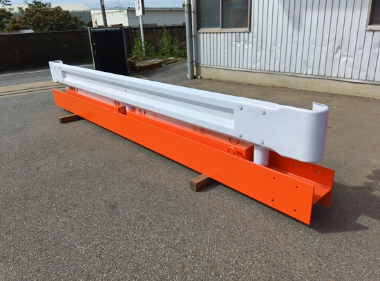Custom-made available: Temporary guardrails from 2m to 5m. 誠和 | IPROS
