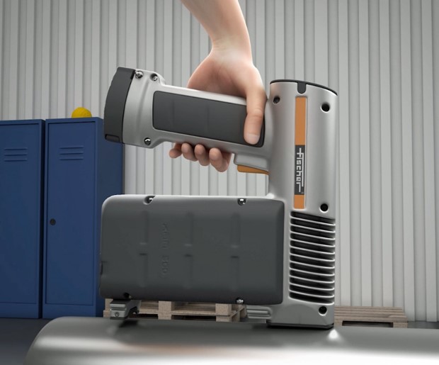 『ハンドヘルド型蛍光X線式測定器XAN500』持ち運び可能!