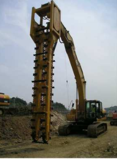 地盤改良工事『スタビミキサー工法』