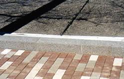 自然石コンクリート装着工法『デコマシート工法』