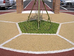 天然石＋ガラス砂の舗装材　「ストーンフロア」