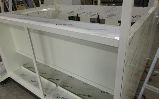 半導体関連装置の筐体塩ビ巻き加工【加工事例】