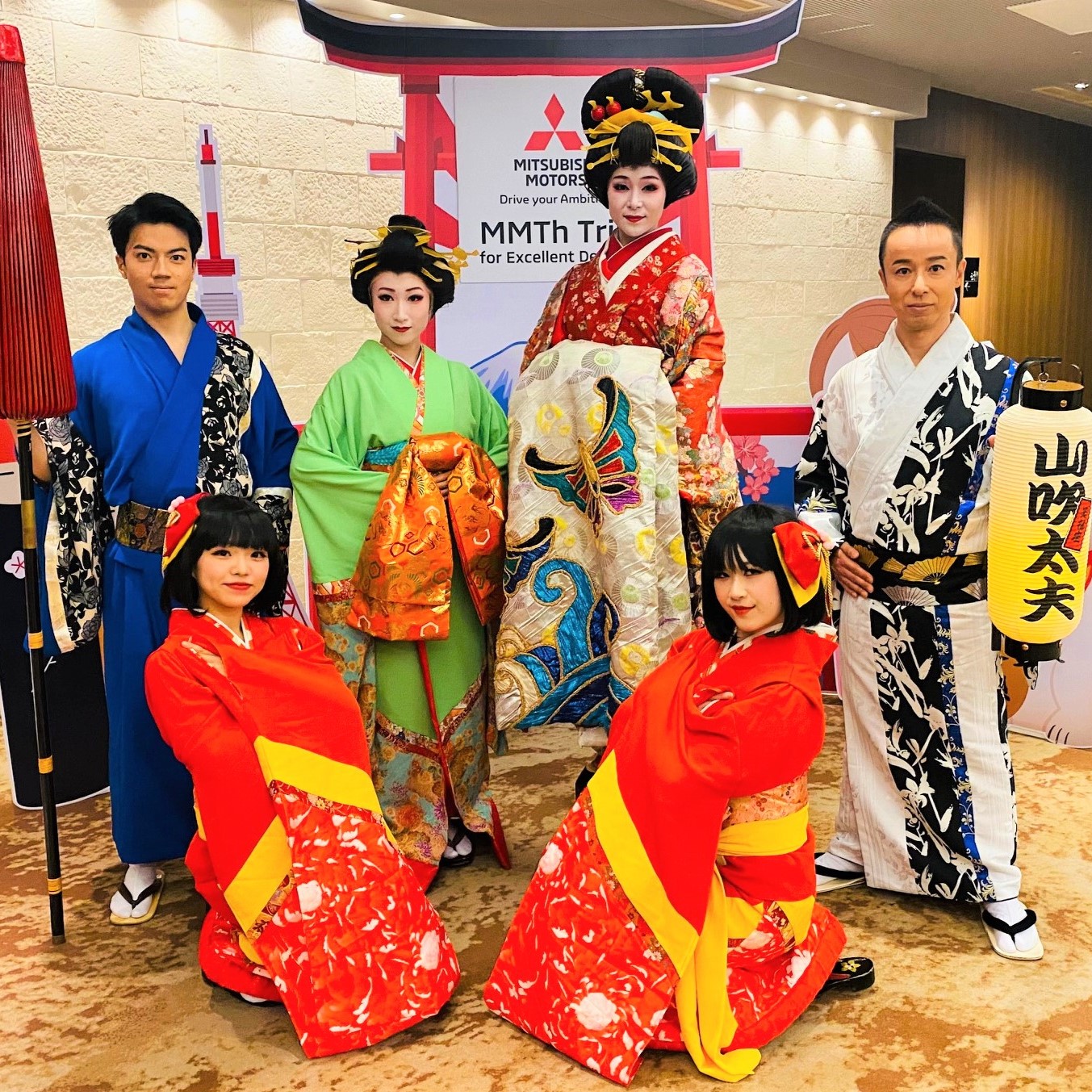 お江戸 花魁道中ショー 【美桜座 Biou-za】 ゼタ | イプロス