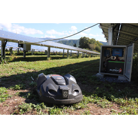 100%再エネで動く自動草刈り機！脱炭素と環境PRに貢献