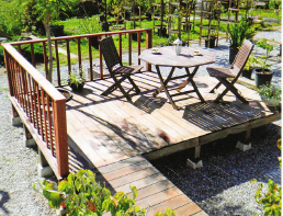 ウッドデッキ　アマゾンジャラ