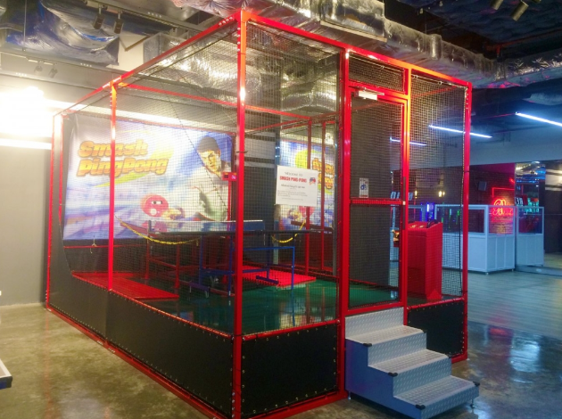 スポーツアミューズメント体感機器『スマッシュピンポン』