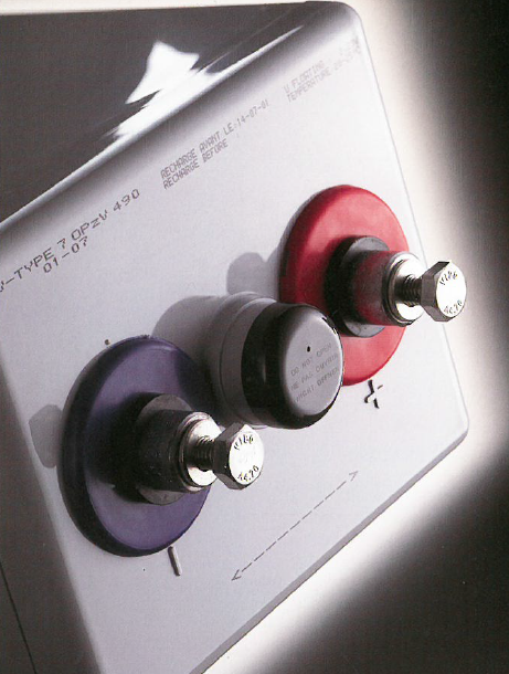 クラッド式シール鉛蓄電池『OPzV』