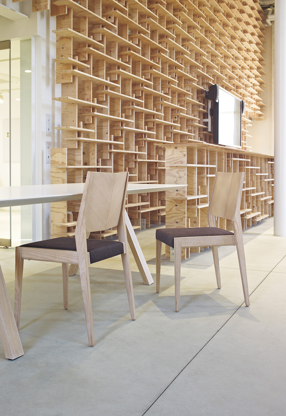 オフィス・業務用スタッキングチェア【タック】