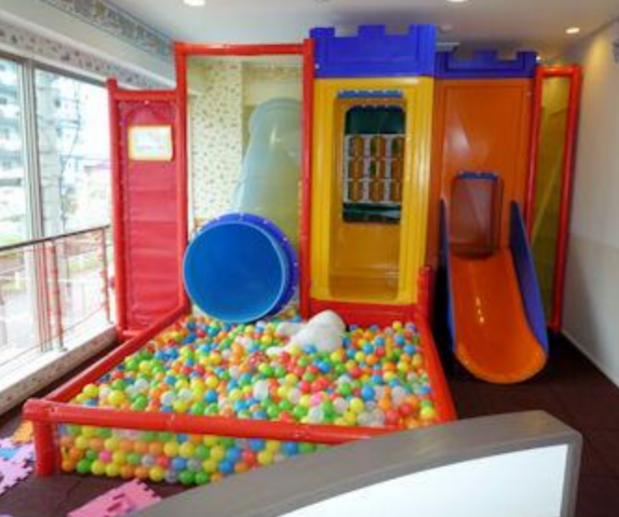 室内遊具『キッズキューブ』