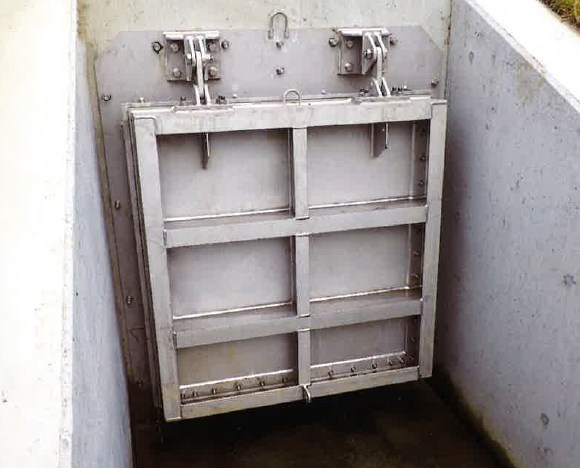 アンカー式フラップゲート