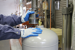 高圧ガス容器　再検査サービス
