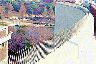 【納入実績】大阪造幣局屋上部分「バードレスマット2型」