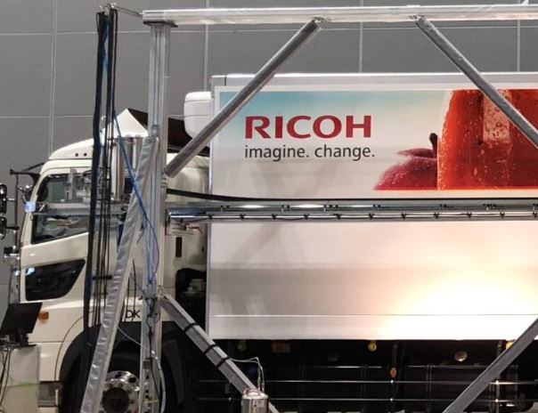 物流・運送会社のブランディングに【オートボディプリンター】