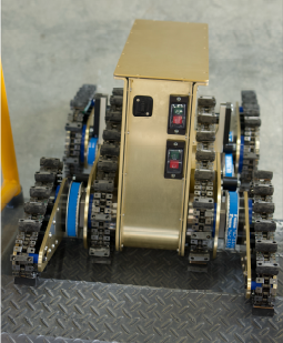 小型電動災害対応クローラロボット『Giraffe』