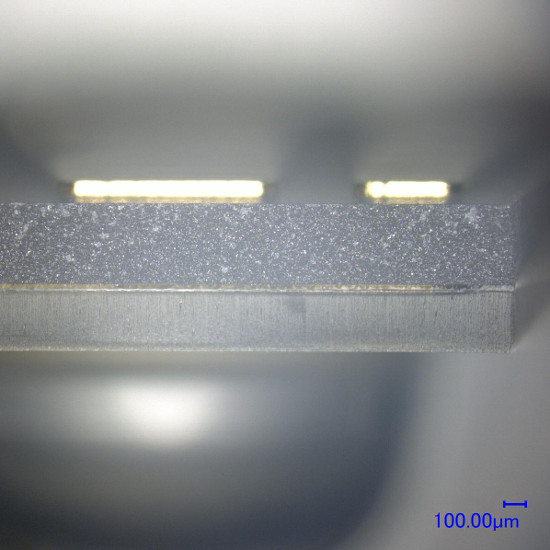 カーフロスゼロで高速切断！ドライ加工のスクライブ＆ブレイク工法