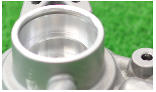 アルミ鋳造部品の切削加工