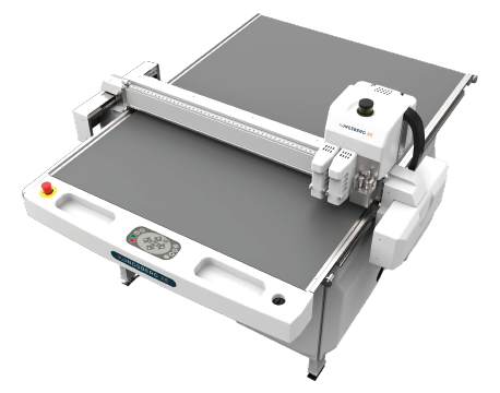 小型高速カッティングマシン『Kongsberg XE10』