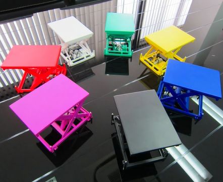 【動画で紹介】物流機器　リフトテーブル