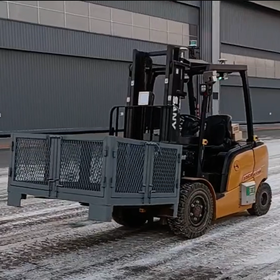 屋外や冷凍環境走も走行可能なAGFです。 月光 SCP20