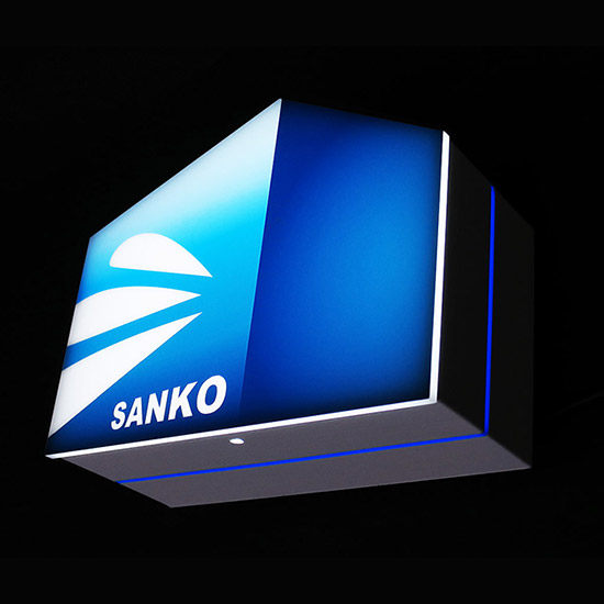 3D ONE/スリーディーワン（LEDチャンネルサイン）