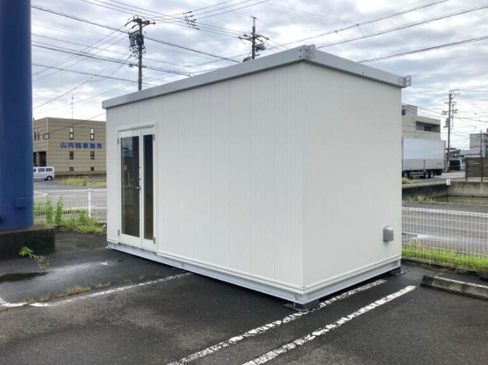 ユニットハウス施工事例【店舗 (無人)】