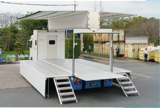 【イベントなどで大活躍！】ステージカー(ステージトラック)