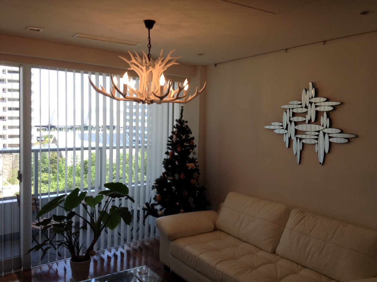 鹿の角をインテリアに取り入れるには？おすすめの製品をご紹介 GR