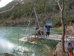 地質調査サービス