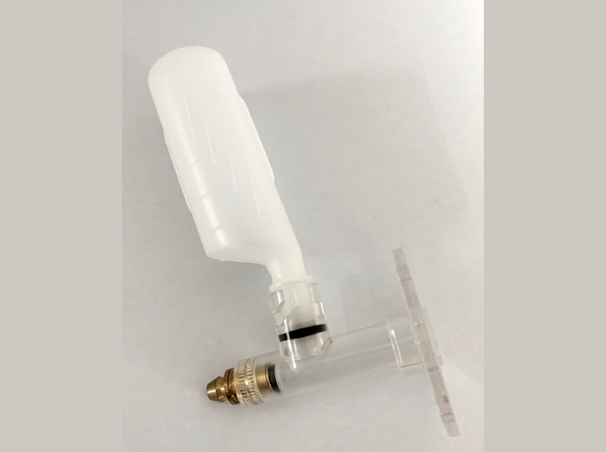 コンクリートひび割れ補修用充填器具（新NFプラグ）