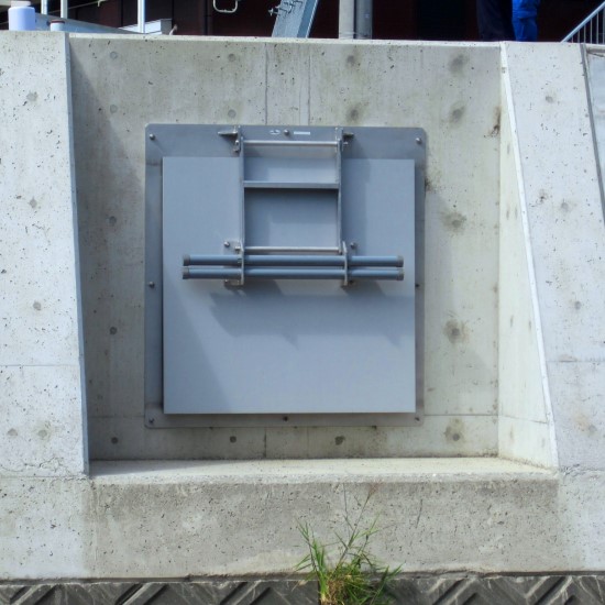 増水時のみ自動閉塞！【ドレーンフラップゲート：F12F型】