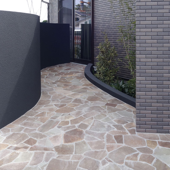 天然石材】乱形石材（屋外床用） リビエラ | イプロス