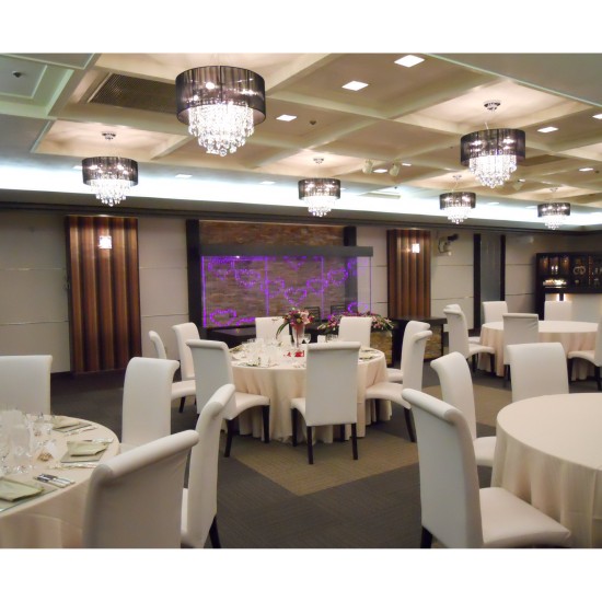 結婚式場バンケットホール（宴会場）でのエアレーション設置例