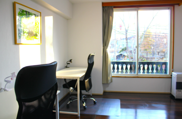 リゾート型リモートオフィス『アトリエ・フォレスト信州』