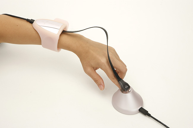 HapLog　ウェアラブル接触力センサー