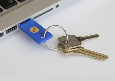 YubiOnセキュリティ製品『YubiKey』