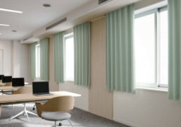 法人用カーテン